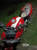 One hand used