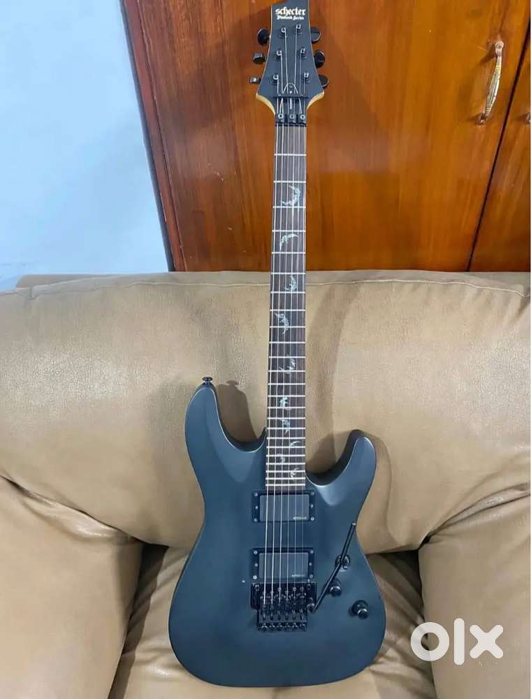 Schecter Damien FR-6 electric guitar