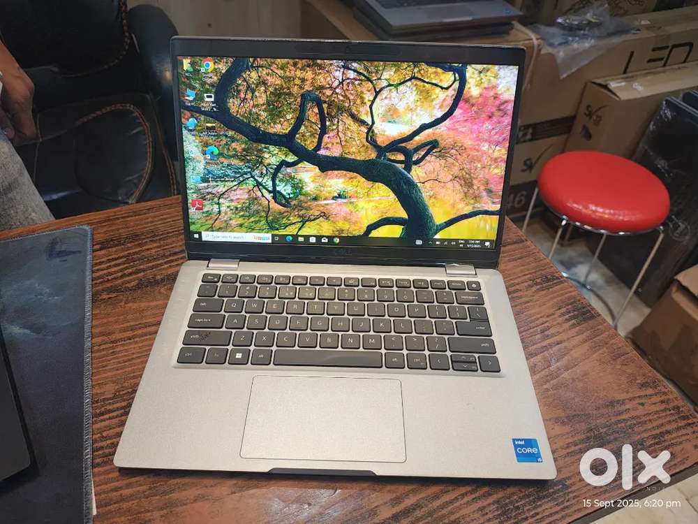 Dell Latitude, 5320 Core i5 11th Gen touch screen Premium Laptop's