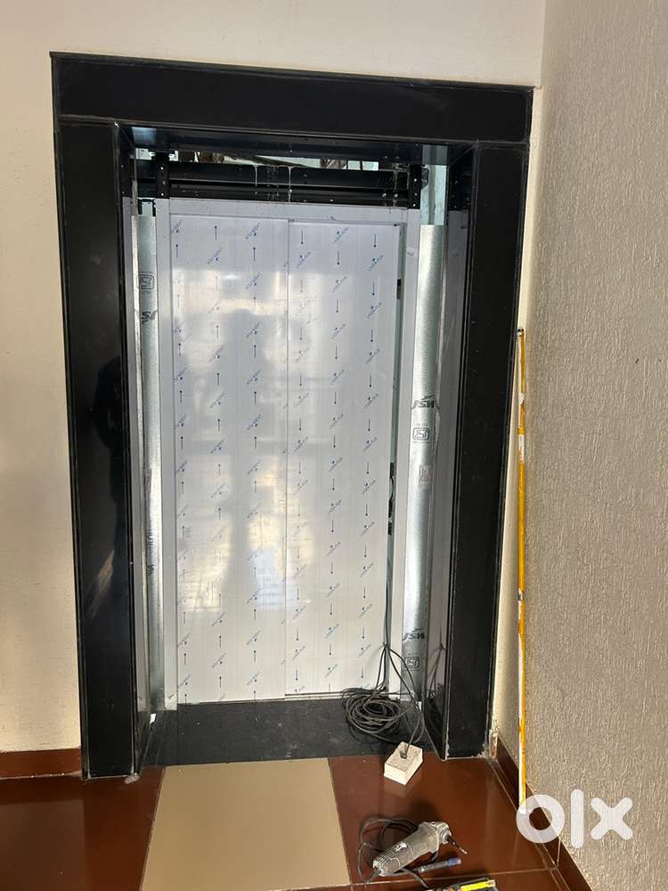 Lift technician hire