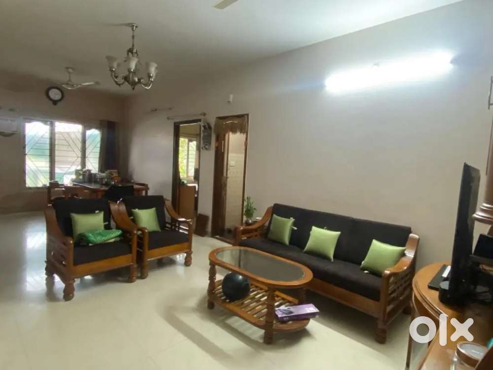 Mico Layout gated community flat