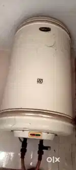Remson 35ltrs Geyser Rs.5000.00