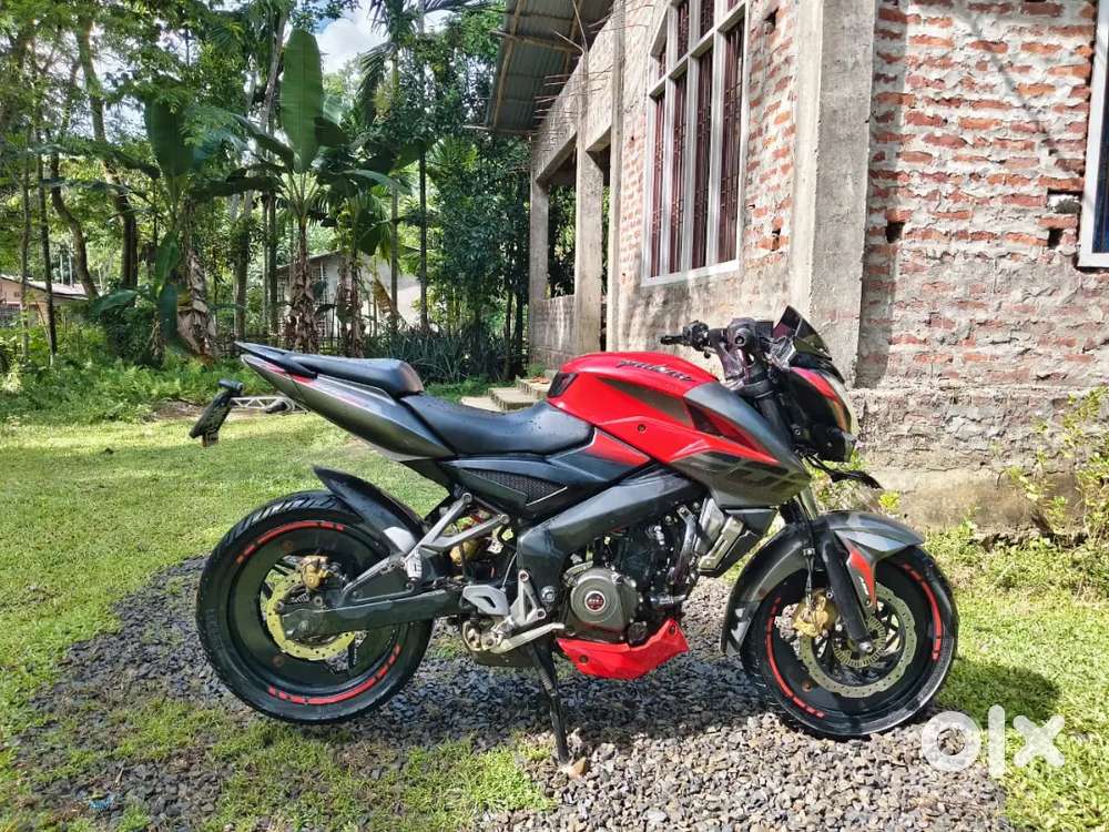 BAJAJ PULSER NS200 GOOD CONDITION