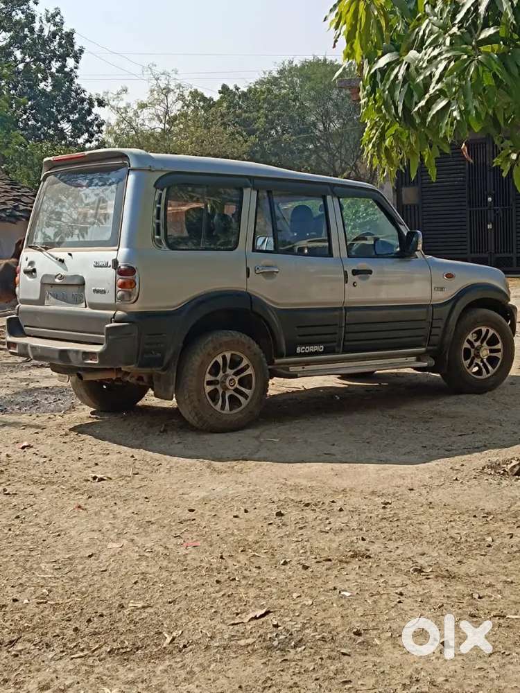 Mahindra Scorpio Classic 2005 Diesel 90000 Km Driven New Bima