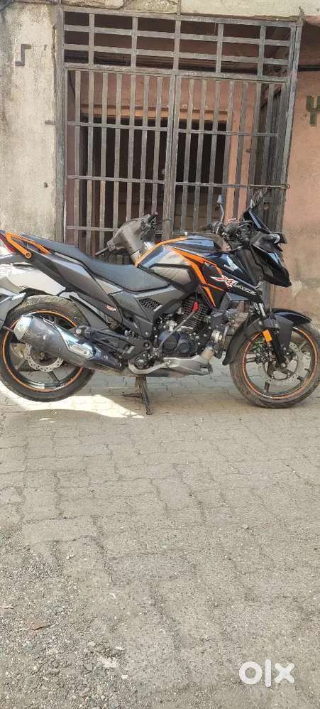 HONDA X BLADE BS 6 ABS MODEL