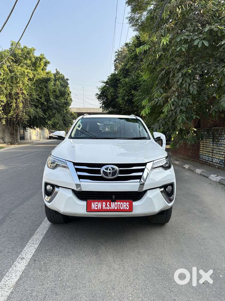 Toyota Fortuner 4X2 AT 2.8 Diesel, 2017, Diesel