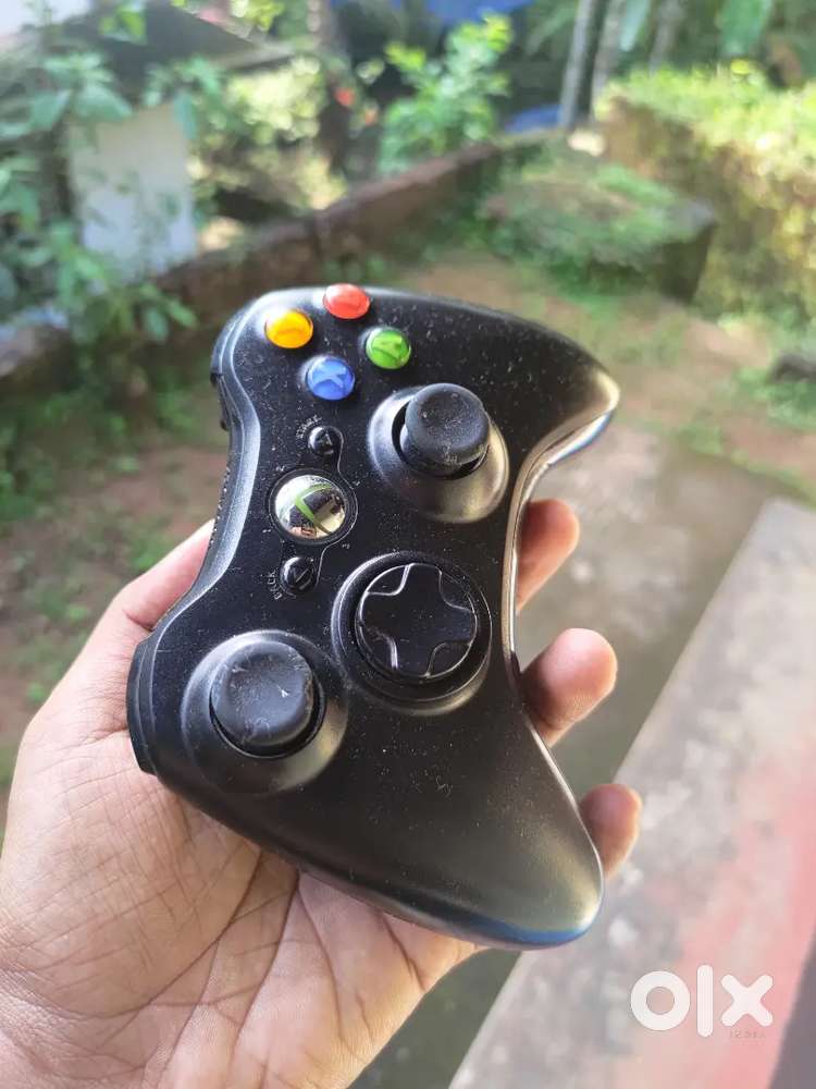 XBOX 360 WIRELESS CONTROLLER