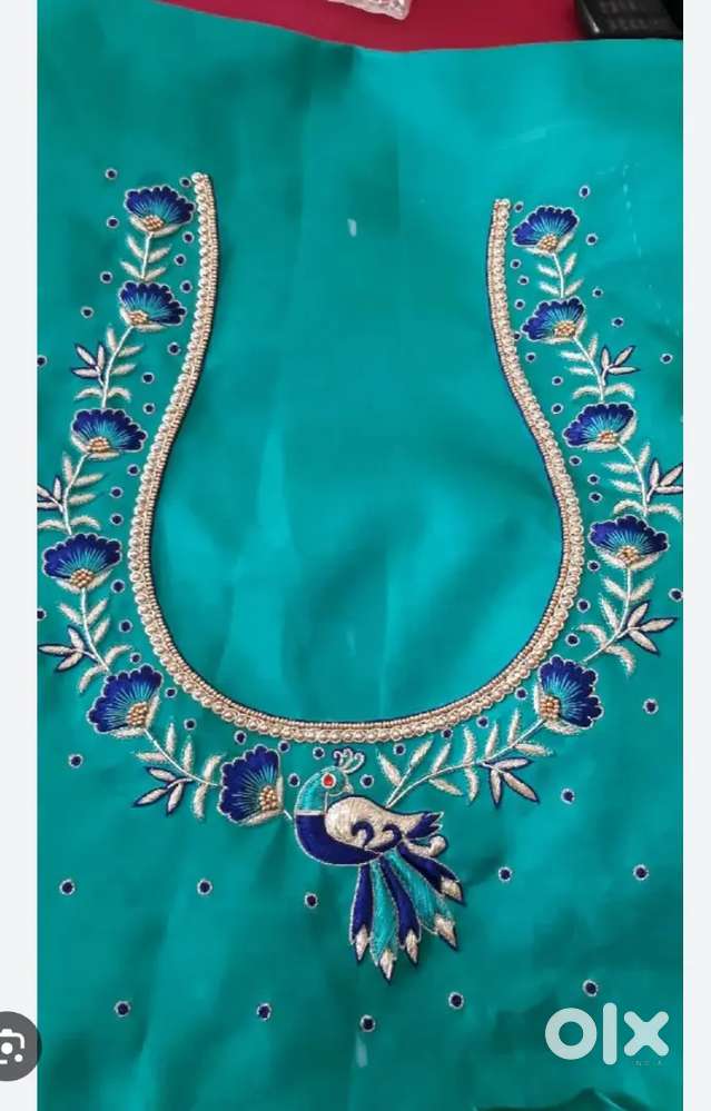 Hand Embroidery Work – Custom Designs on Sarees, Blouses & Kurtis
