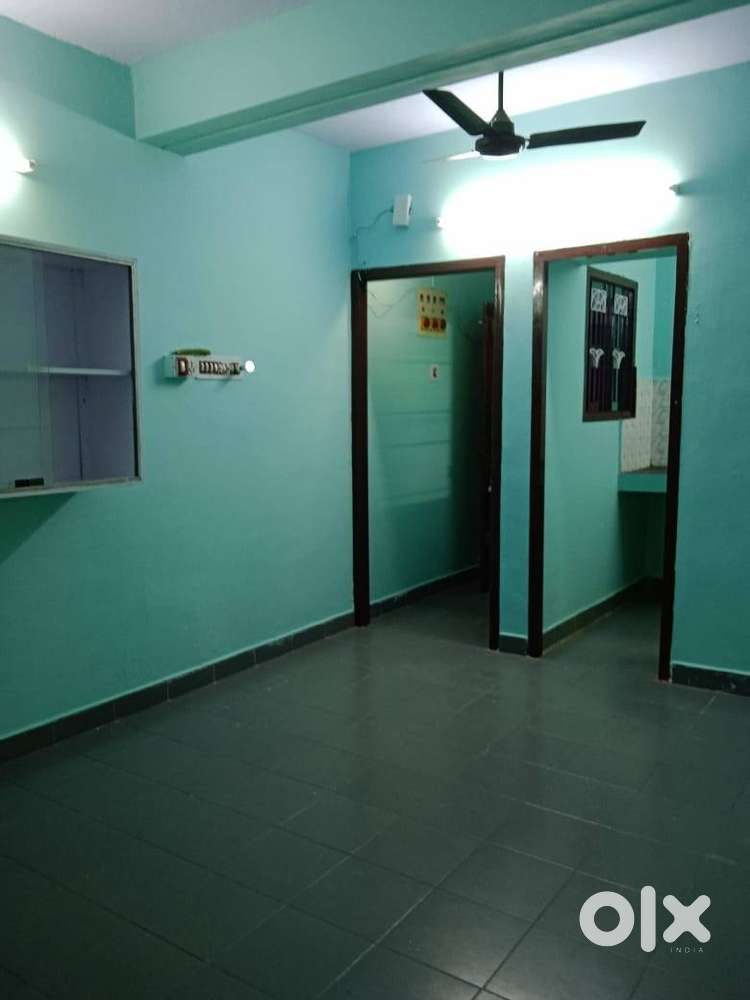 1 BHK APARTMENT FOR RENT IN TRIPLICANE