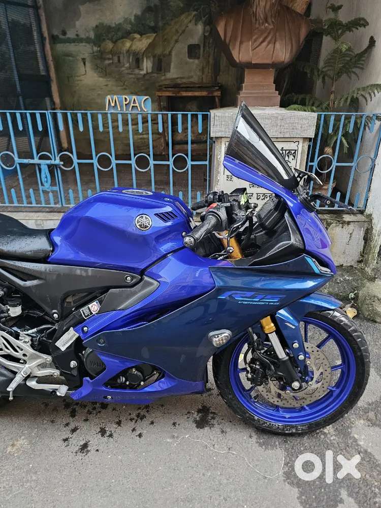 Yamaha r15 V4