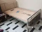 Steel body bed