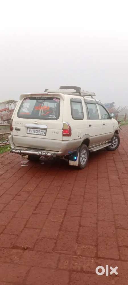 Chevrolet Tavera 2004