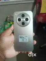 Oppo Find X 8 (12/256)