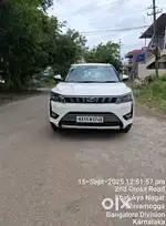 Mahindra XUV300 W8, 2020, Petrol