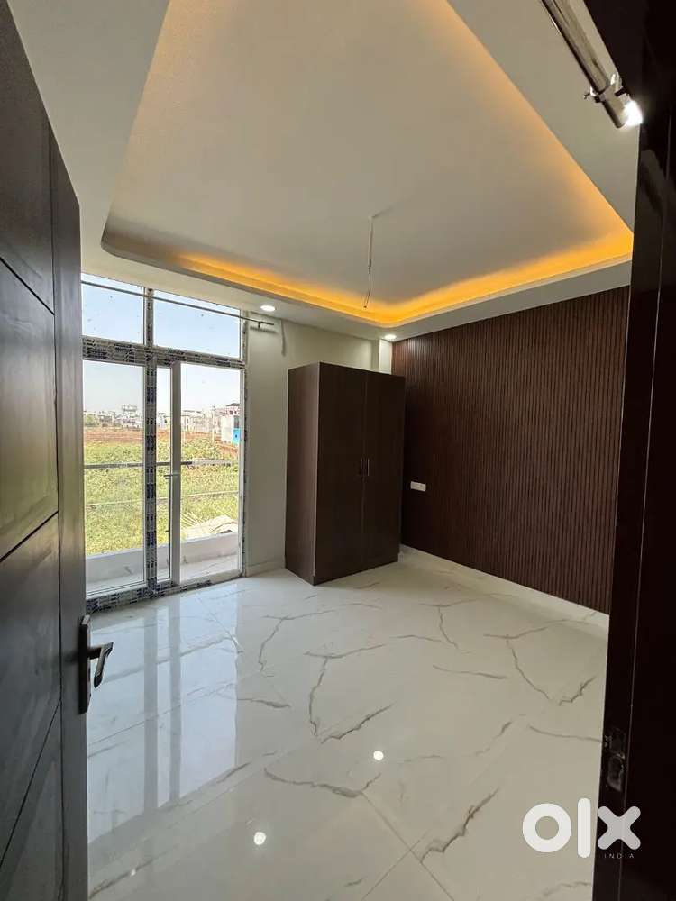 2bhk semi furnished independent flat for sale near turner road