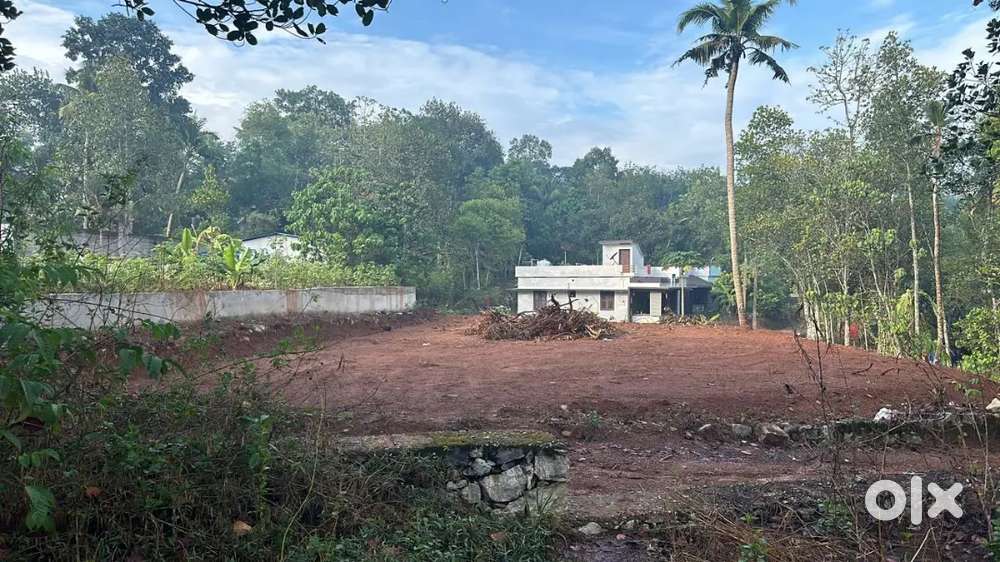 10 cents staright and clean plot for housing purpose