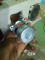 Amplifier and 9 spicker all working