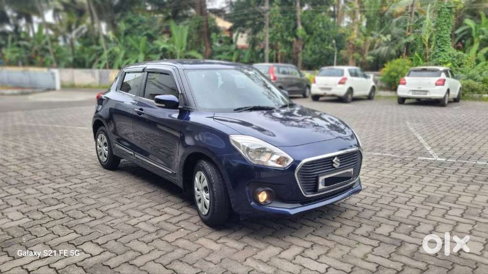 Maruti Suzuki Swift VXi + Manual, 2020, Petrol