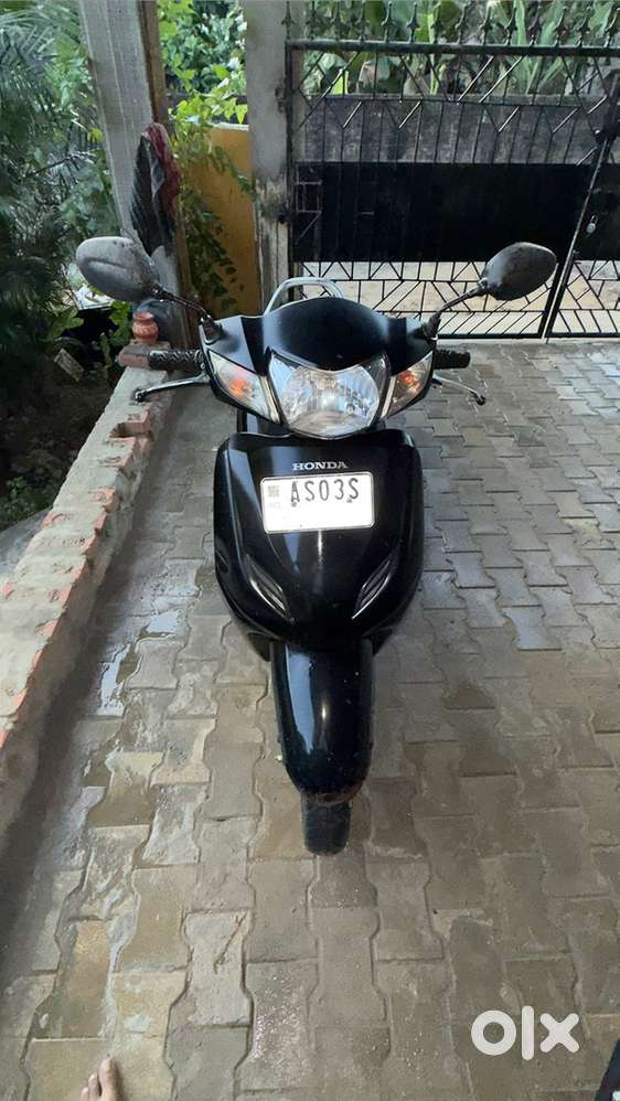 Honda Activa 3G for sell (Price Negotiable)