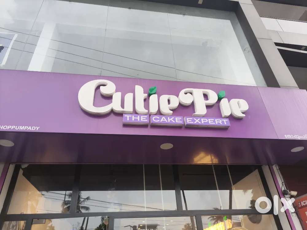 Team Member shift time (9Am to 6PM)