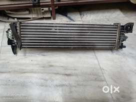 FORD ENDEAVOUR 3.2 INTERCOLLER ASSEMBLY