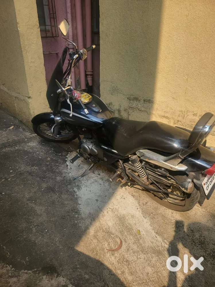 Bajaj Avenger sell