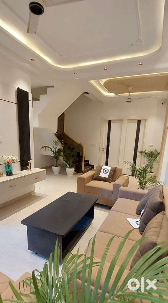 Spacious 3bhk+3T+terrace sky villa