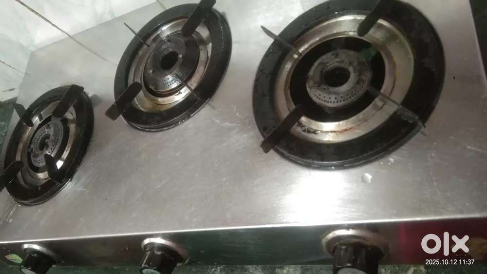 3 burner gas stove