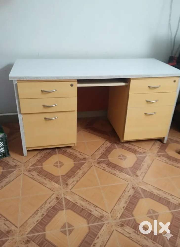 Computer table, iron rack, ro purifier, mirror door for sales