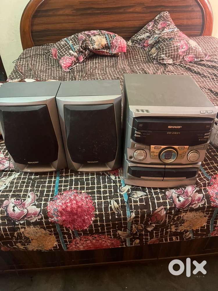 SHARP SPEAKERS MUSIC SYSTEM