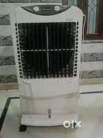 2 New Cooler sell 4 months old only...