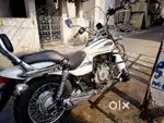 Bajaj Avenger cruise 220