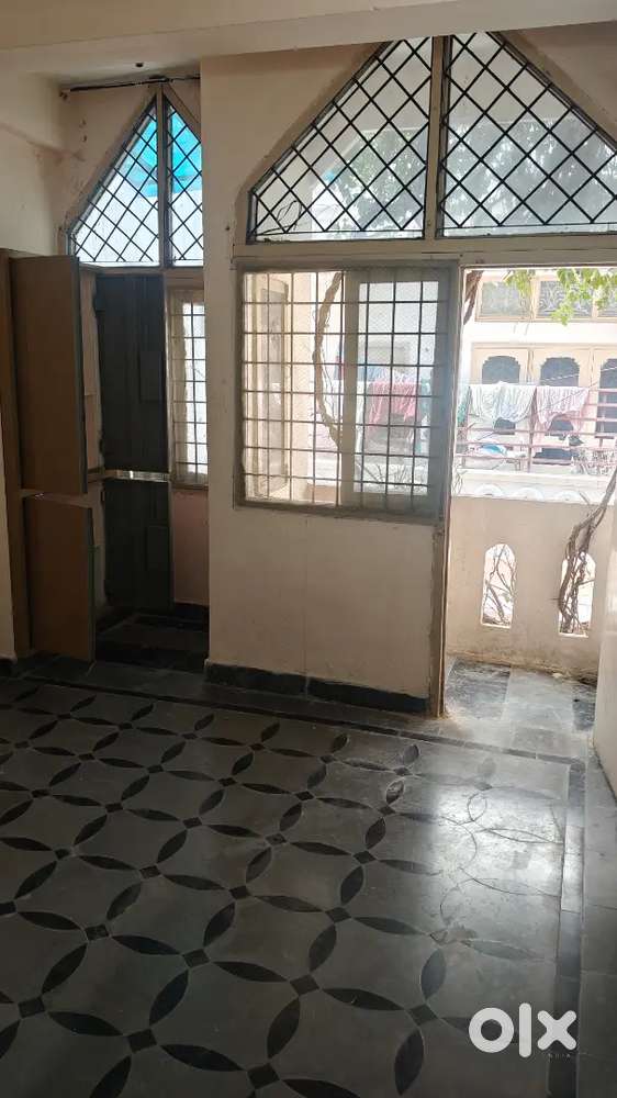 1room for rent on 1flr at Mehdipatnam for a single person.