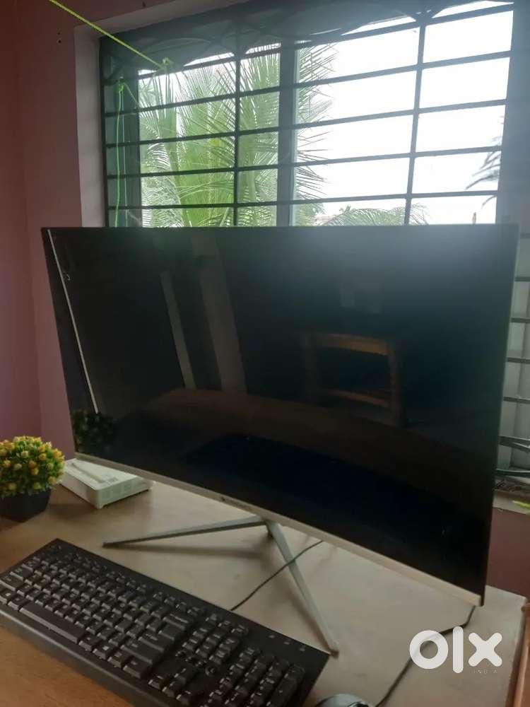 Zebronics 32 inch curved monitor