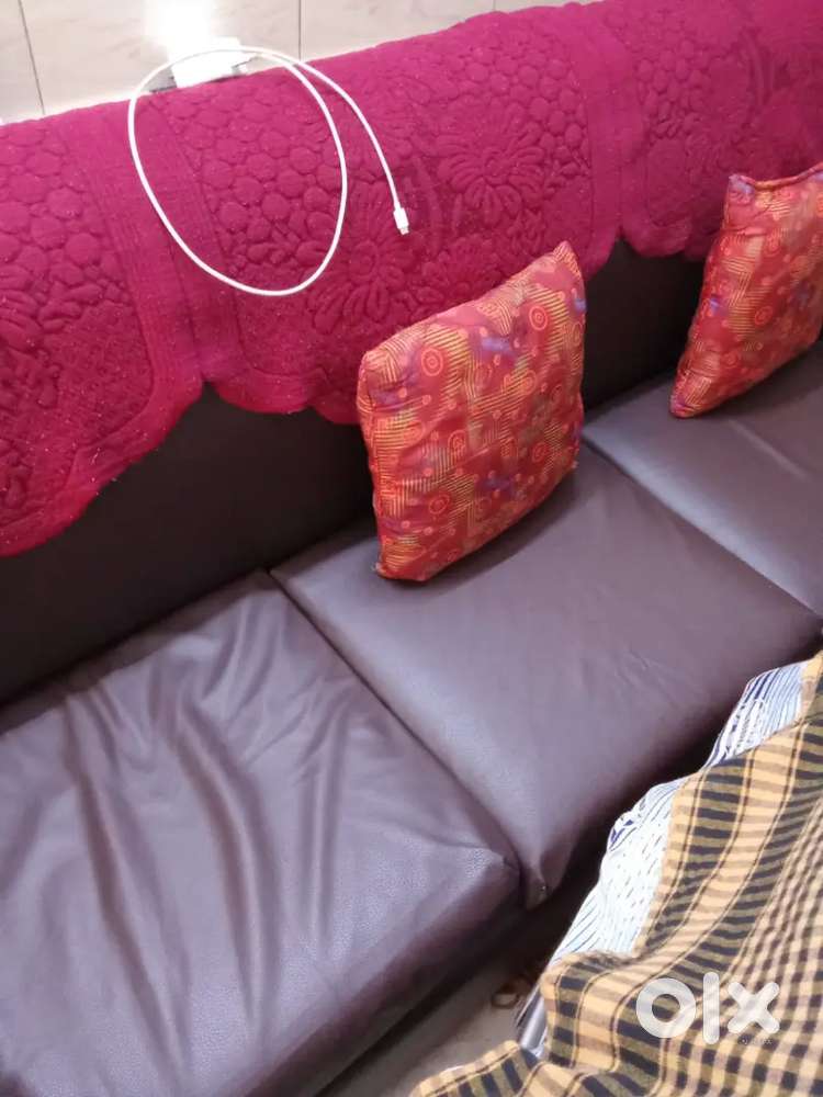 Strong sofa single piece