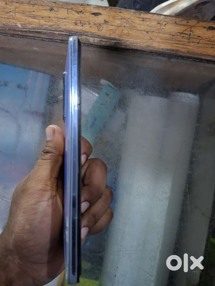 Vivo y 75 ROM 128