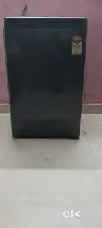Washing machine 7 kg 5 star whirlpool well condition