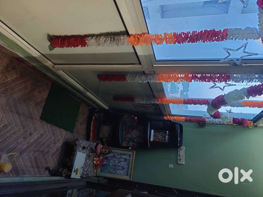 3 Bhk Flat avaialble at Prime Location with Gated Society at Security