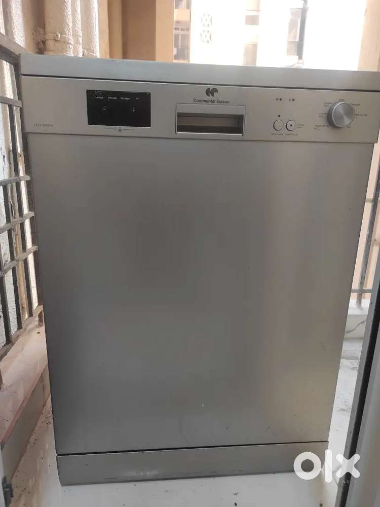 Dish washer