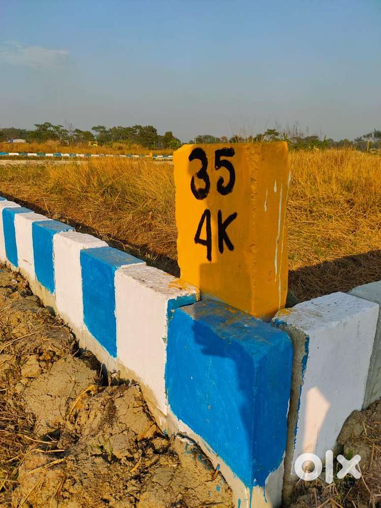 BOOK YOUR PLOT NOW NEAR JOKA METRO STATION