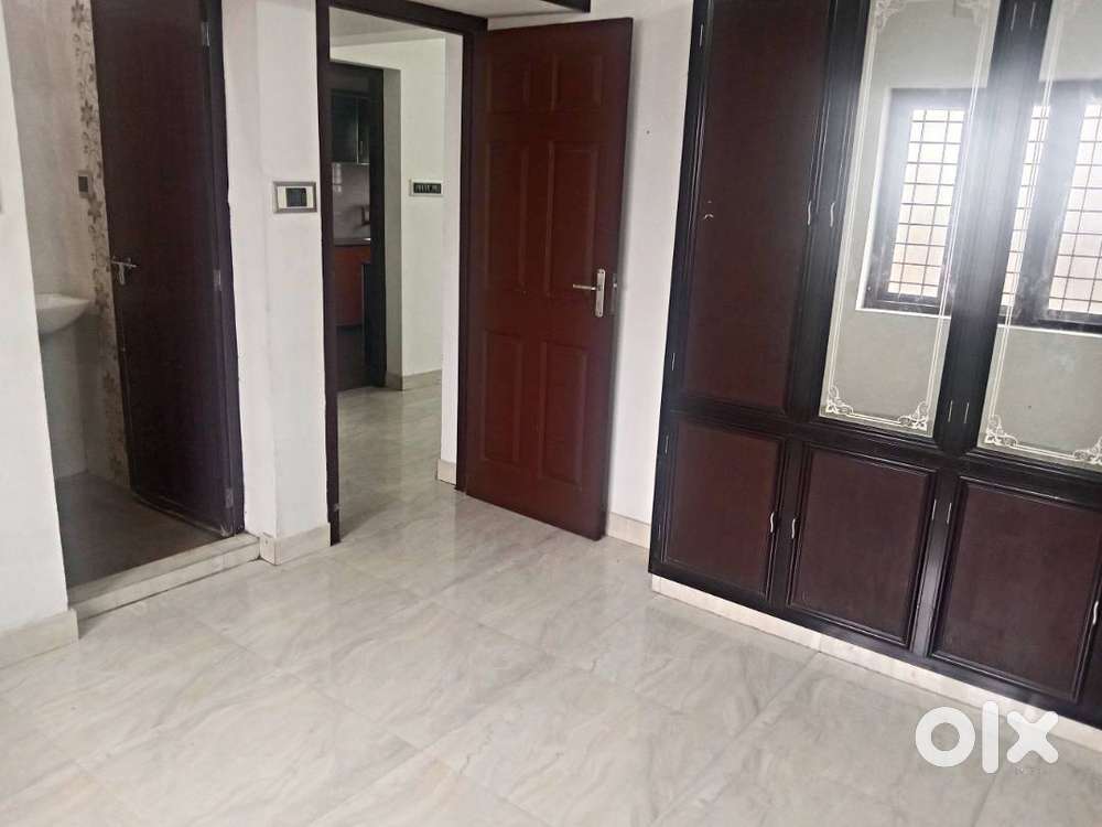 2 bhk House 1st floor rent. Near Mother Hospital. Ayyanthole
