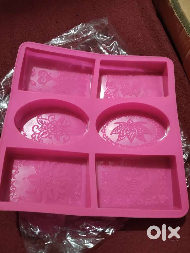 Soap base and silicone mold