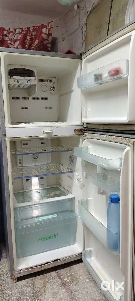 SAMSUNG Fridge