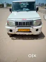 Mahindra bolero December 2016 model with all documents running.