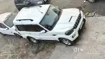 Service Kari Hui Hai paanchon tyre naye Hain new battery hai