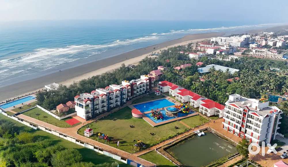 Good looking female hotel recpetionist