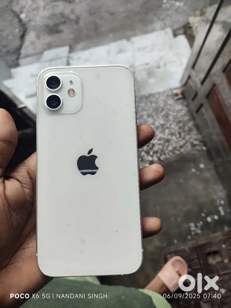 iPhone 12,128 gb storage