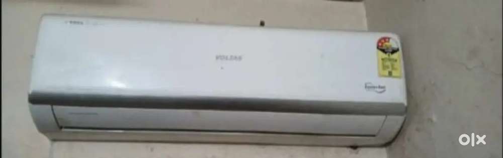 Very good condition only gas bharni h baki koi problem nahi hain