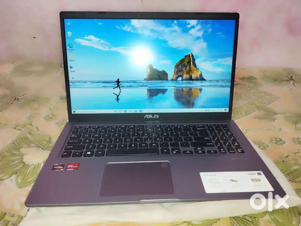AMD Ryzen 3 Laptop In Good Condition