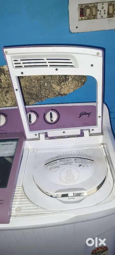 Godrej Washing machine 5star brand new  condition only one time use